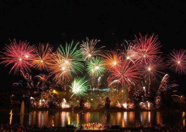 Concerti per fuochi d’artificio: luci, suoni e colori al vostro Matrimonio!