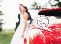 Come assicurarvi, in 5 step, l&#039;auto a noleggio dei sogni per le vostre nozze